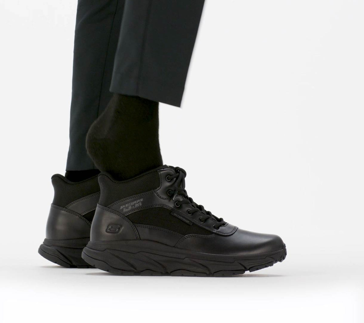 Skechers Trusted | Skechers Slip-in Work Waterproof Slip-Resistant: D'Lux Journey - Redron