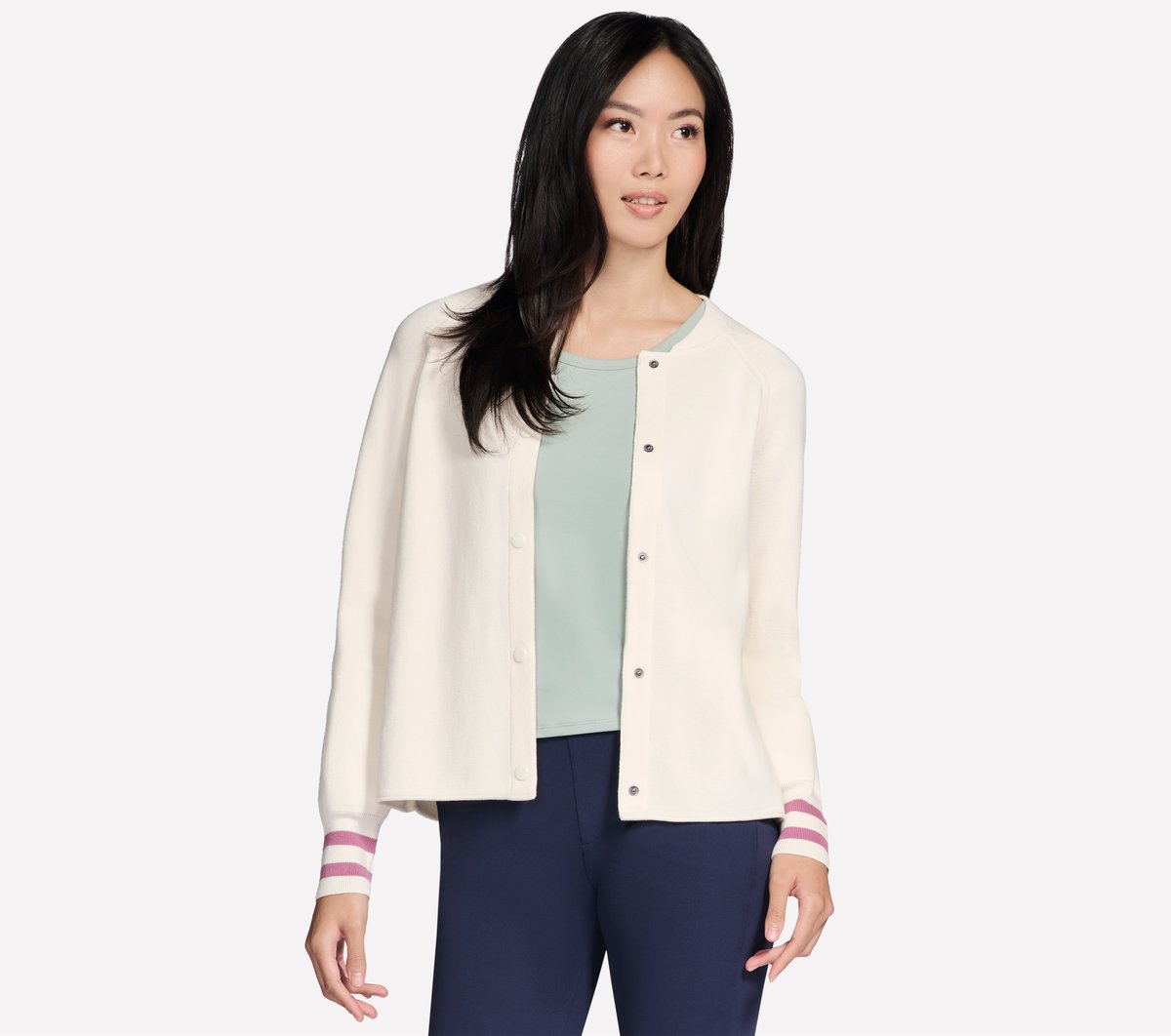 Skechers Trending | GO WALK Reflection Sweater Bomber