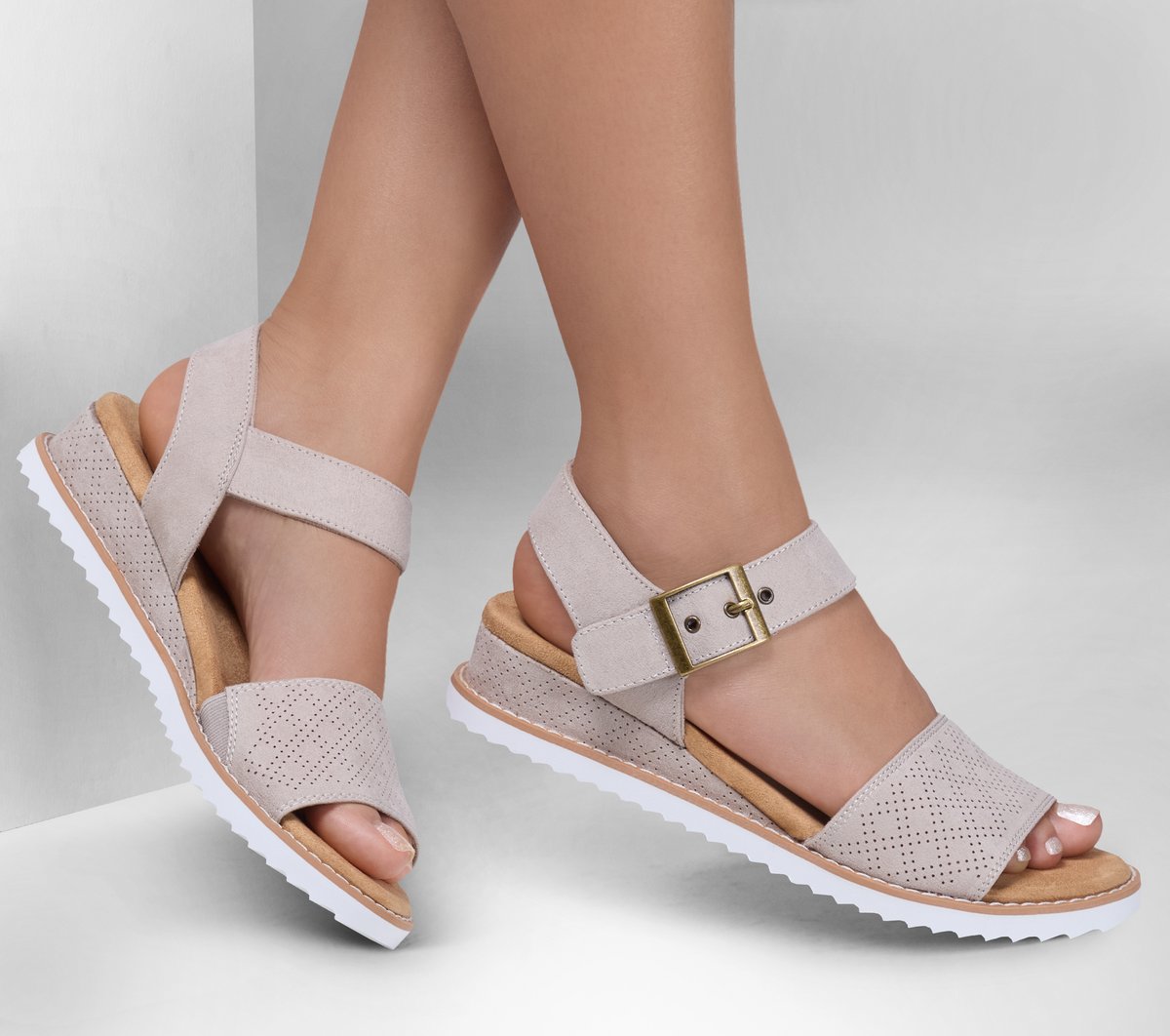 Skechers Trending | BOBS Desert Kiss - Serendipitous