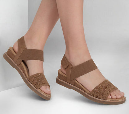 Skechers Trending | BOBS Desert Kiss Dream - Open Breeze