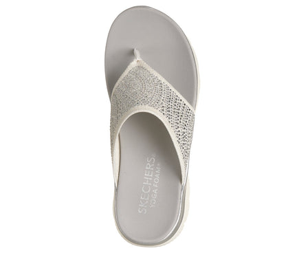 Skechers Smart Buy | Summits Sandal - Unmatched Glow