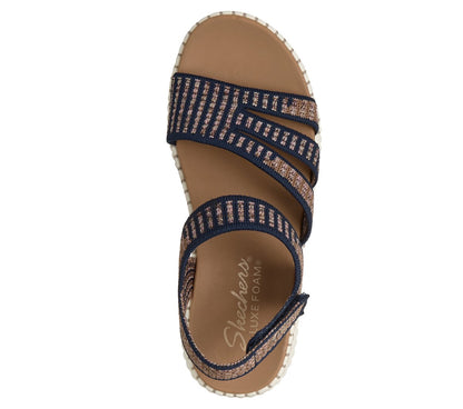 Skechers Signature | Wilshire Blvd - Breezy Walk