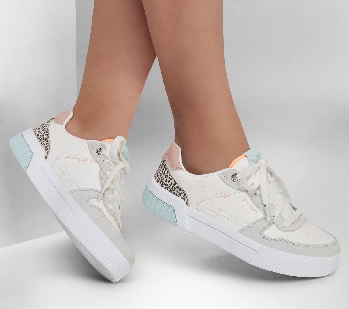 Skechers Special Offer | Jade - Feline Instinct