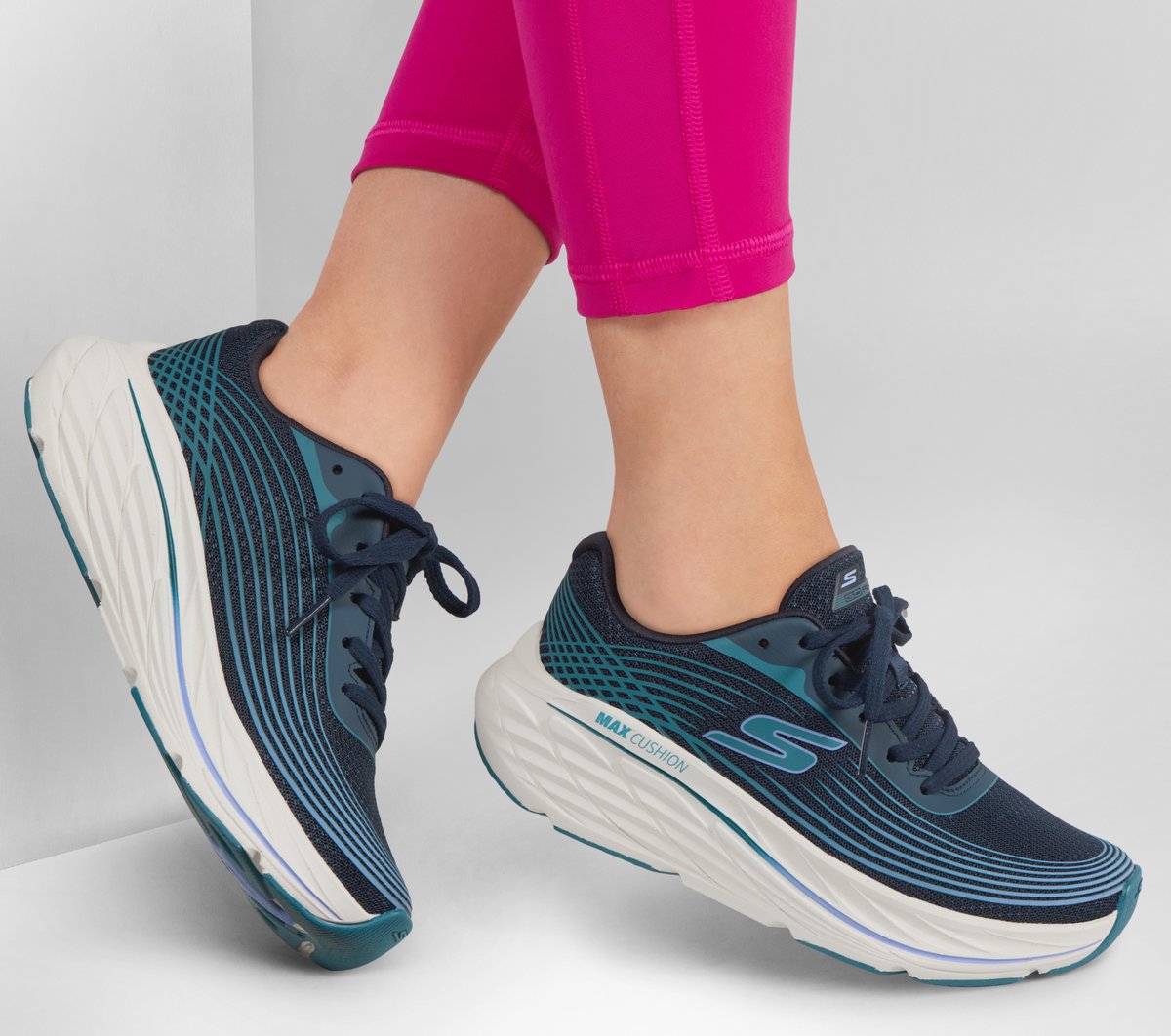 Skechers Featured | Max Cushioning Elite 3 - Valares