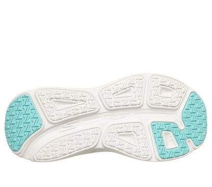Skechers Exclusive | Max Cushioning Endeavour - Ardena