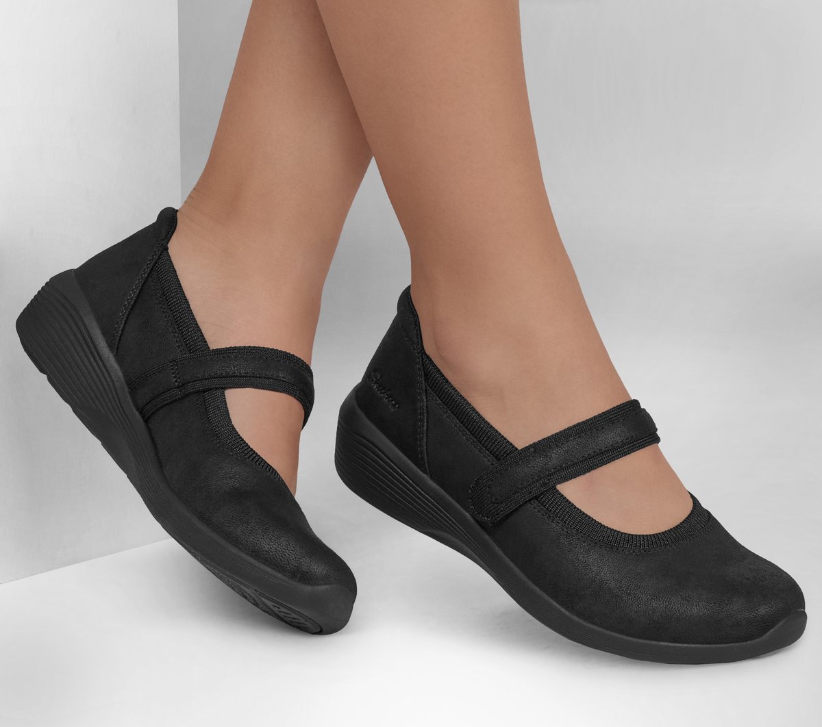 Skechers Customer Favorite | Arya - Always Rising