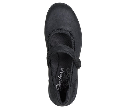 Skechers Customer Favorite | Arya - Always Rising